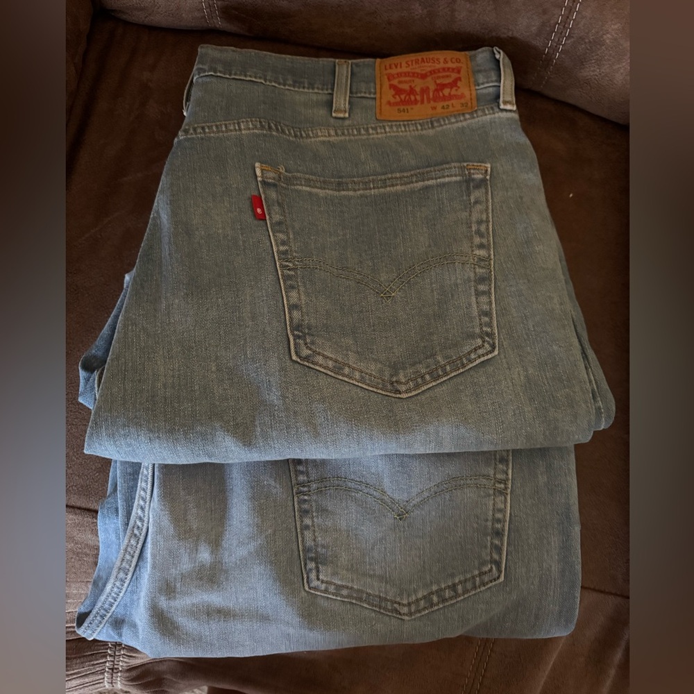Levi's Relaxed Fit Light Blue Jeans